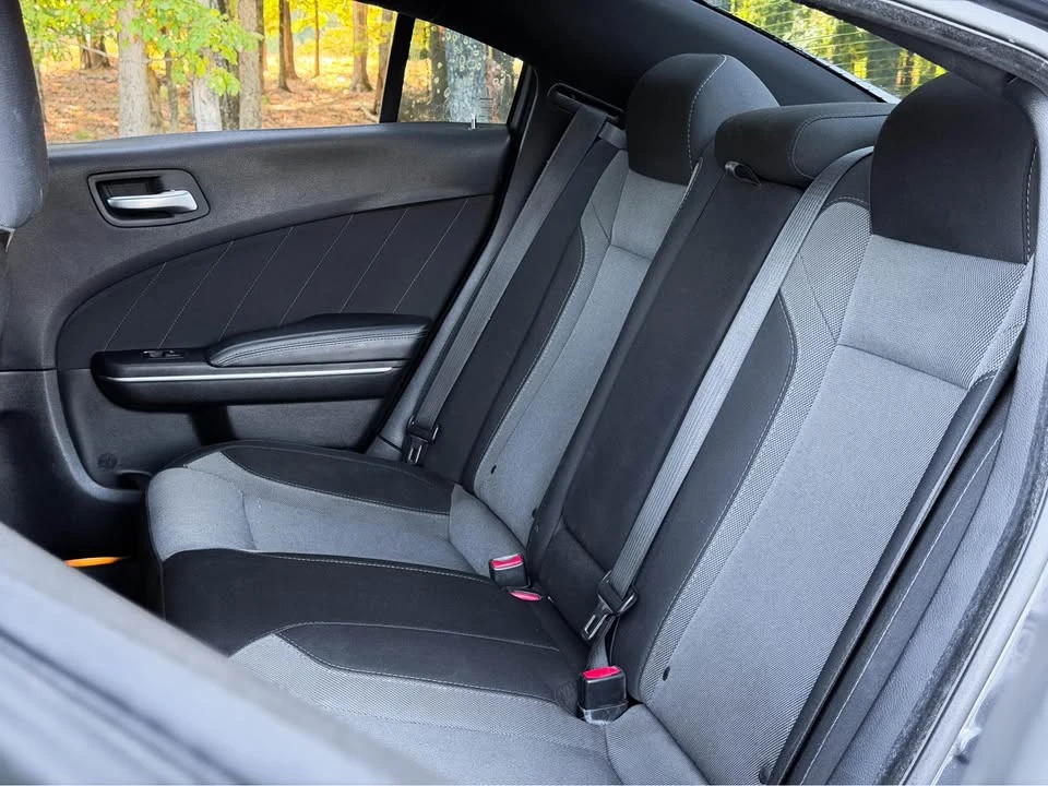 2017 Dodge Charger 7th Gen - Image 14 of 17