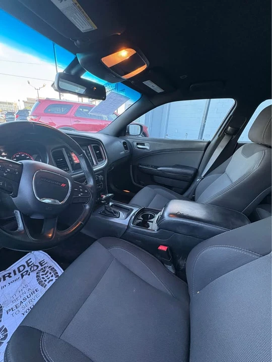 2017 Dodge Charger 7th Gen - Image 5 of 11