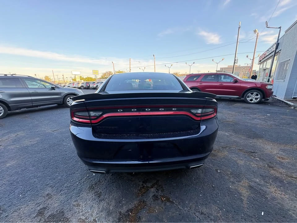 2017 Dodge Charger 7th Gen - Image 4 of 11