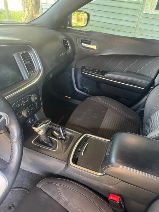 2017 Dodge Charger 7th Gen - Image 4 of 6
