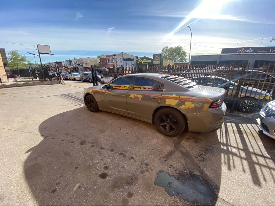 2017 Dodge Charger - Image 6 of 8