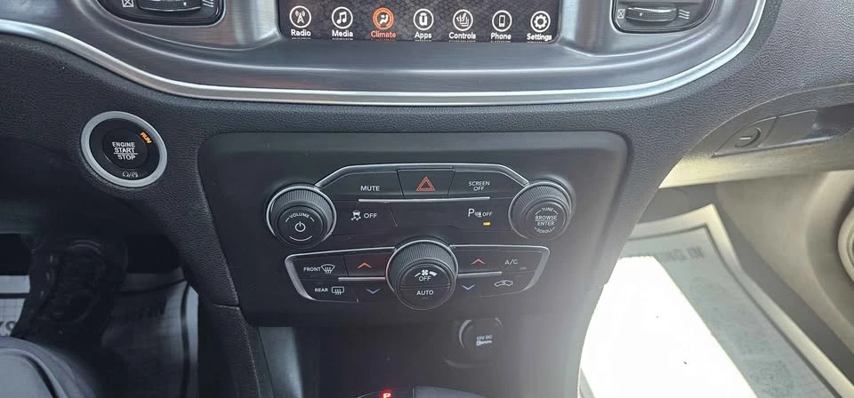 2017 Dodge Charger 7th Gen - Image 9 of 13