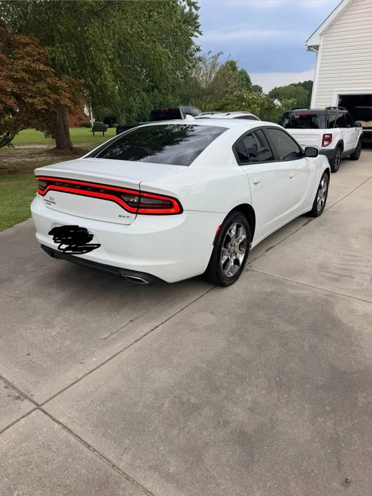 2017 Dodge Charger 7th Gen - Image 4 of 16
