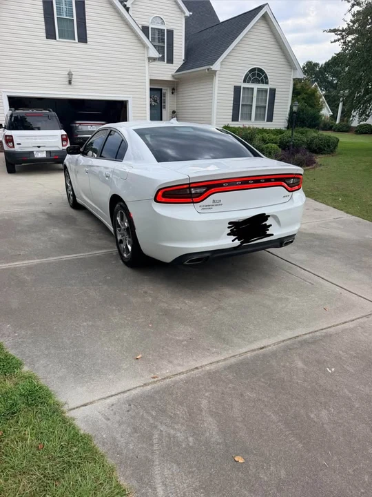 2017 Dodge Charger 7th Gen - Image 3 of 16