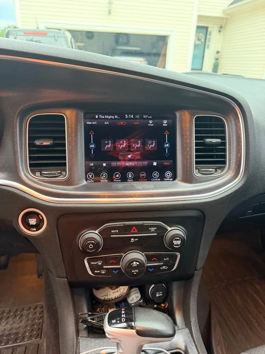2017 Dodge Charger 7th Gen - Image 9 of 16