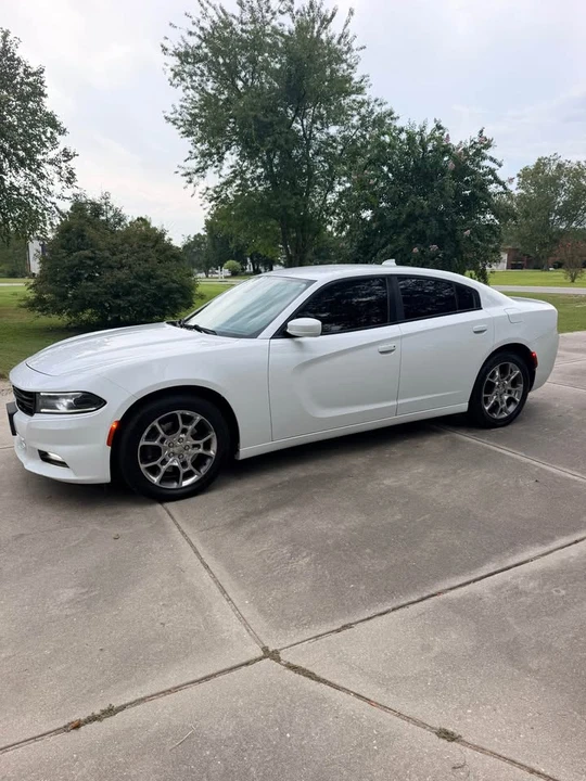 2017 Dodge Charger 7th Gen - Image 2 of 16
