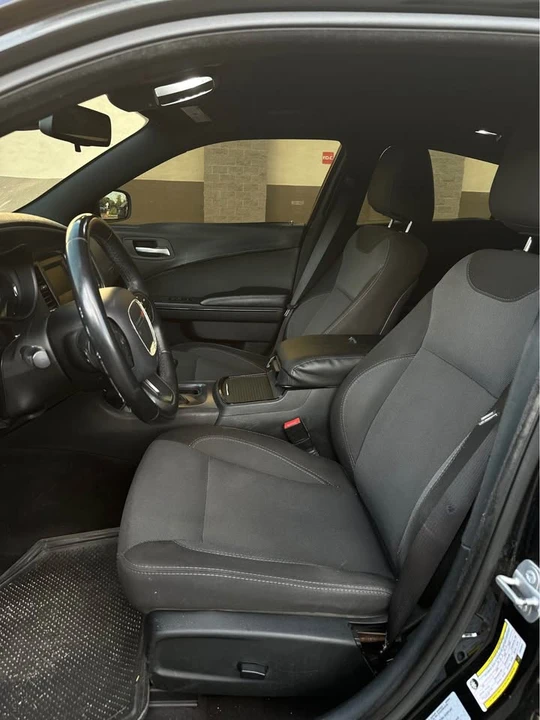 2017 Dodge Charger 7th Gen - Image 9 of 11