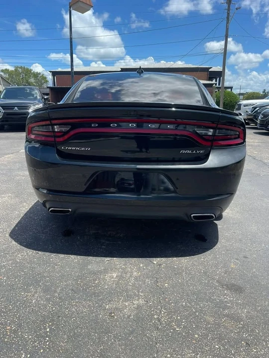 2017 Dodge Charger 7th Gen - Image 5 of 20