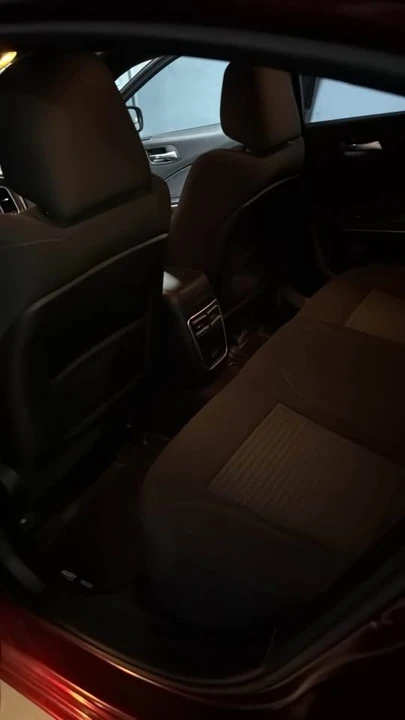 2017 Dodge Charger 7th Gen - Image 7 of 8