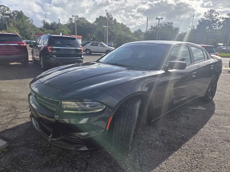 2017 Dodge Charger 7th Gen - Image 2 of 7