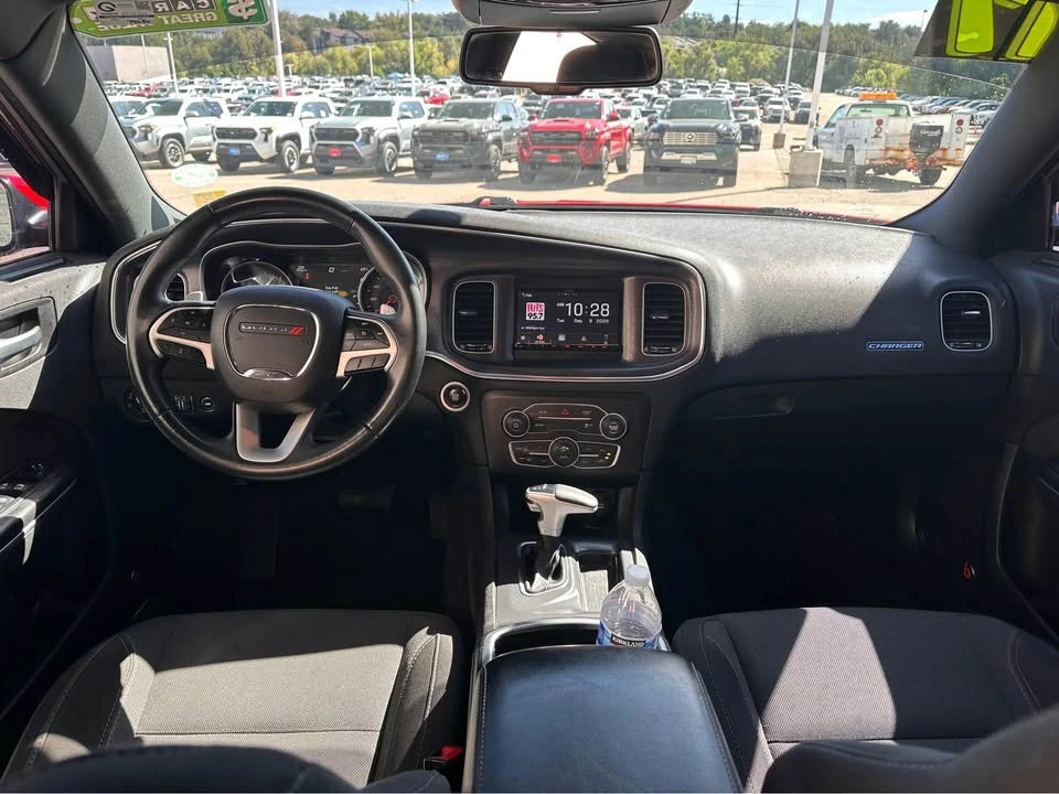 2017 Dodge Charger 7th Gen - Image 9 of 13