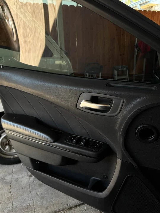 2017 Dodge Charger 7th Gen - Image 8 of 11