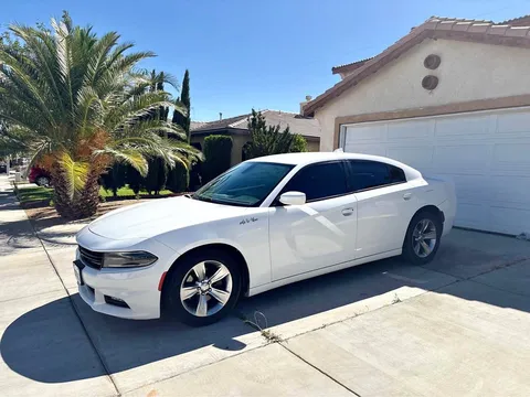 2017 Dodge Charger SXT Sedan 4D