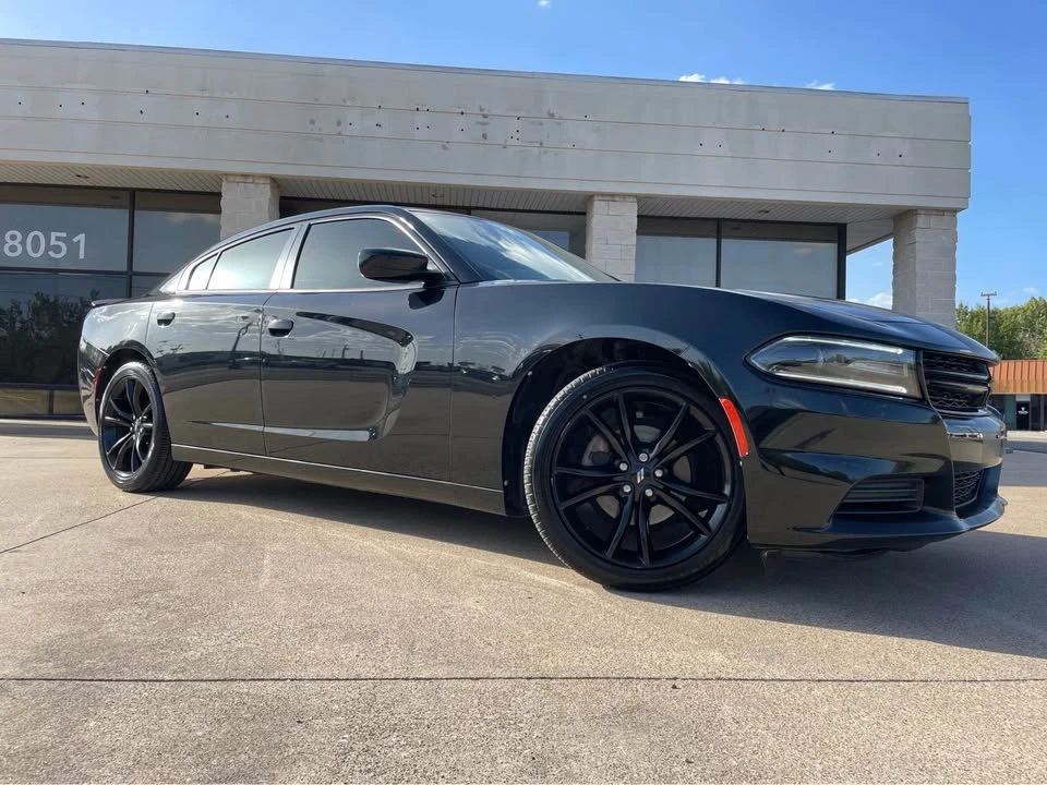 2017 Dodge Charger 7th Gen - Image 2 of 15