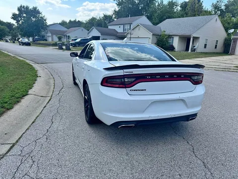 2017 Dodge Charger SXT Sedan 4D