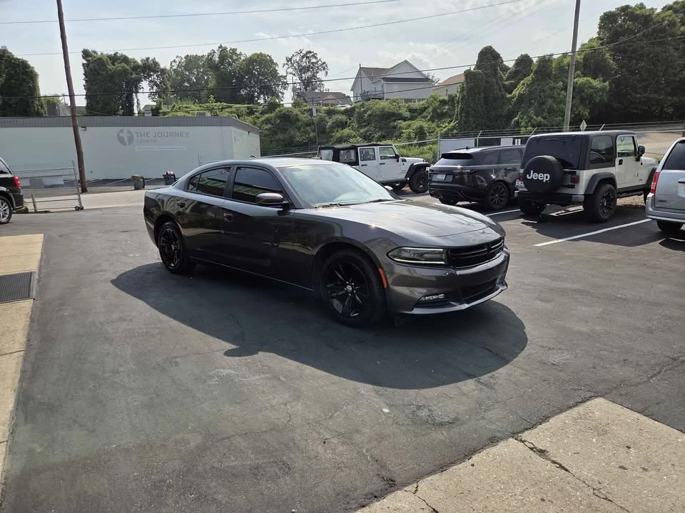 2017 Dodge Charger 7th Gen - Image 8 of 11