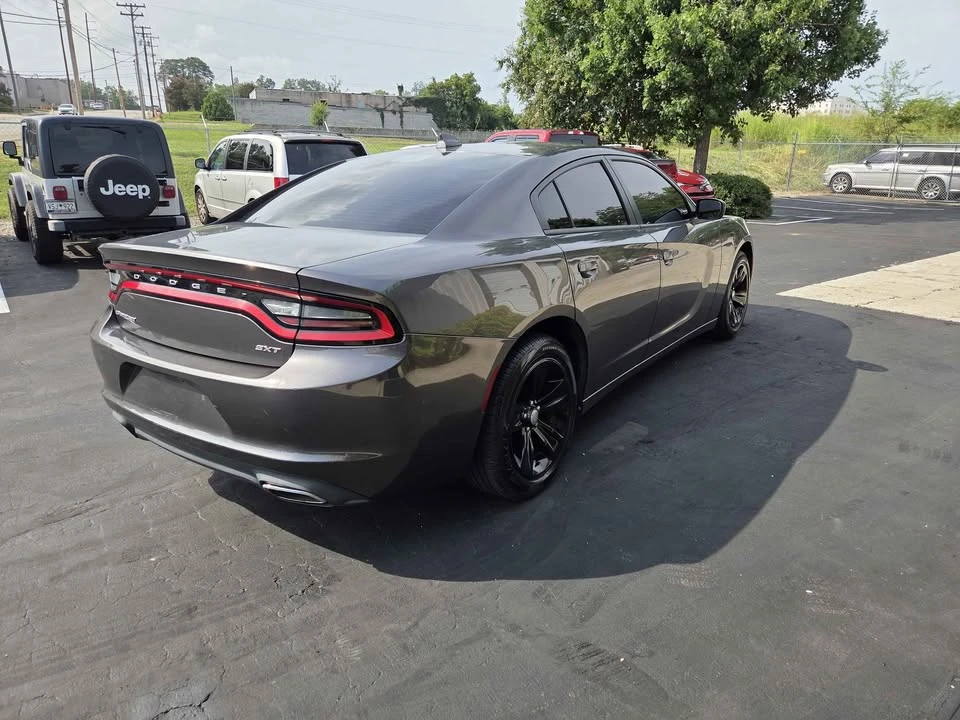 2017 Dodge Charger 7th Gen - Image 6 of 11