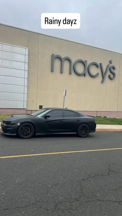 2017 Dodge Charger SRT & 392 7th Gen - Image 3 of 10