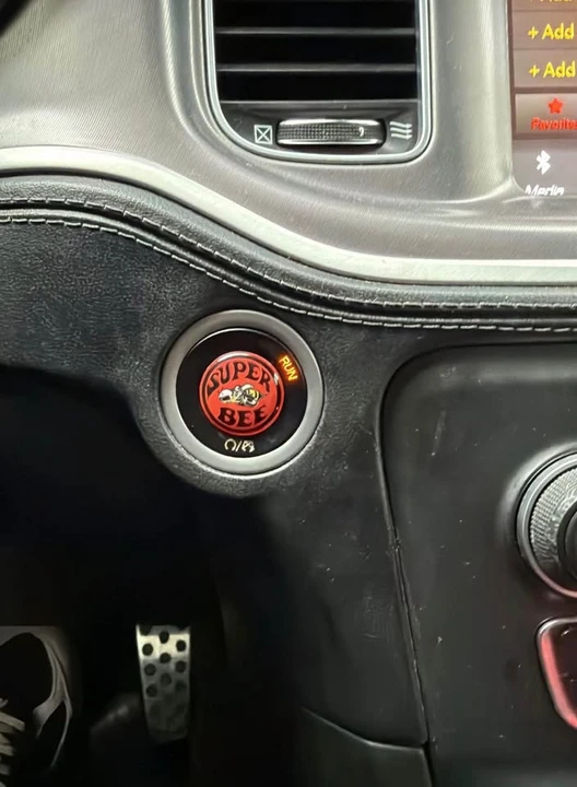 2017 Dodge Charger SRT & 392 7th Gen - Image 6 of 10