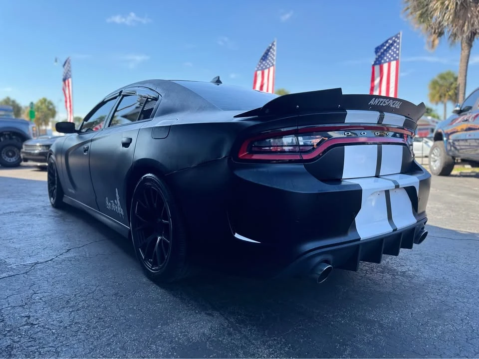 2017 Dodge Charger SRT & 392 7th Gen - Image 6 of 19