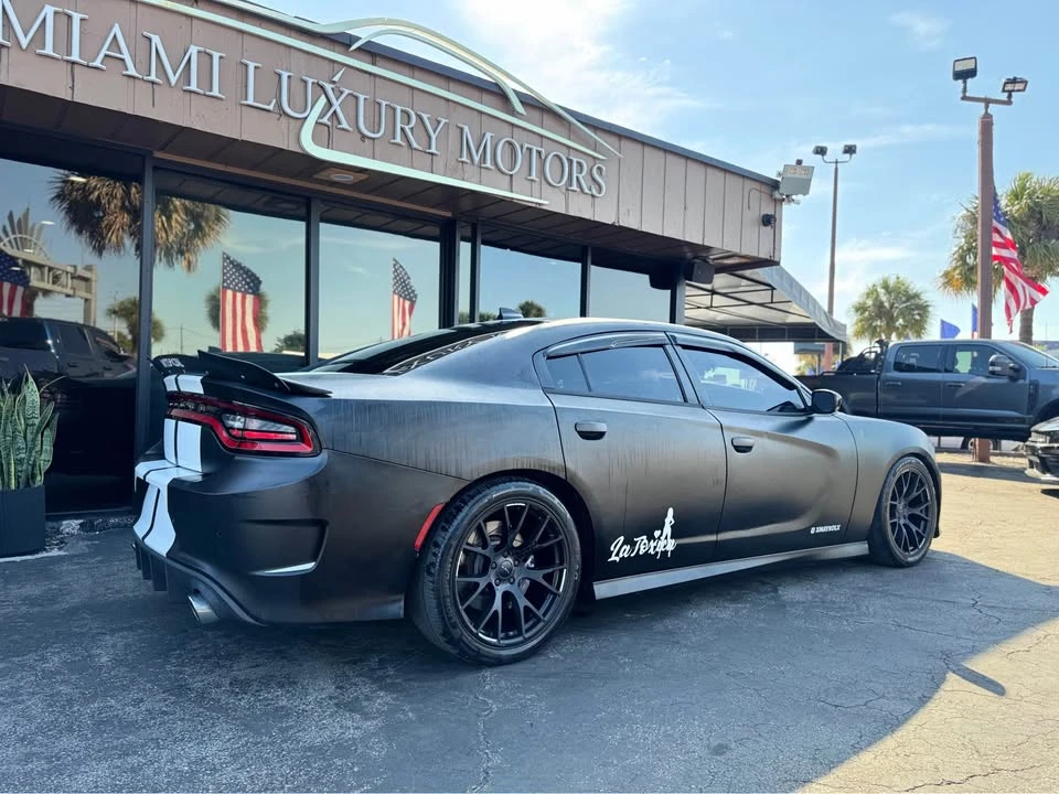 2017 Dodge Charger SRT & 392 7th Gen - Image 11 of 19