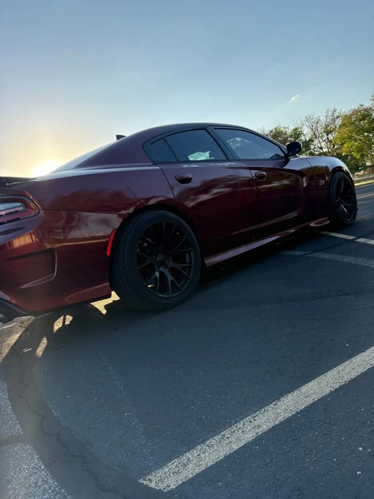 2017 Dodge Charger SRT & 392 7th Gen - Image 4 of 14