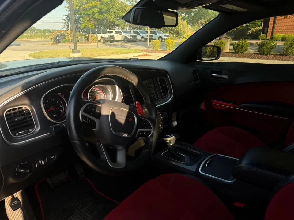 2017 Dodge Charger SRT & 392 7th Gen - Image 11 of 13