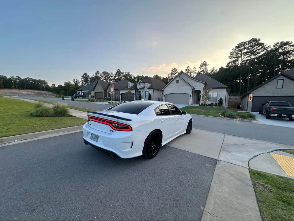 2017 Dodge Charger SRT & 392 7th Gen - Image 4 of 16
