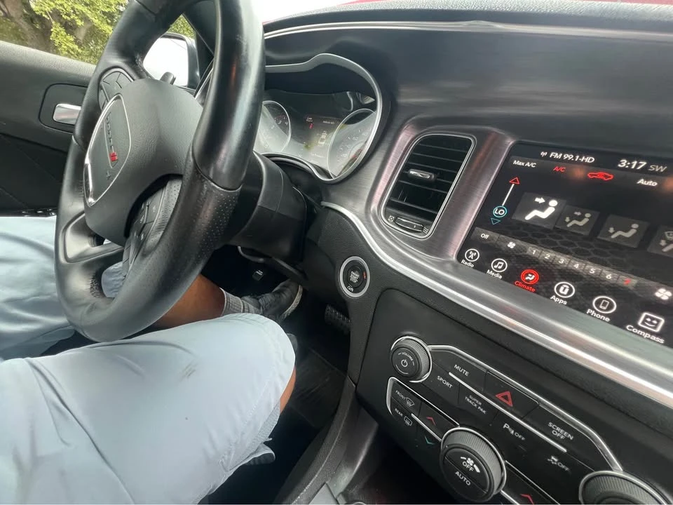 2017 Dodge Charger SRT & 392 7th Gen - Image 9 of 15