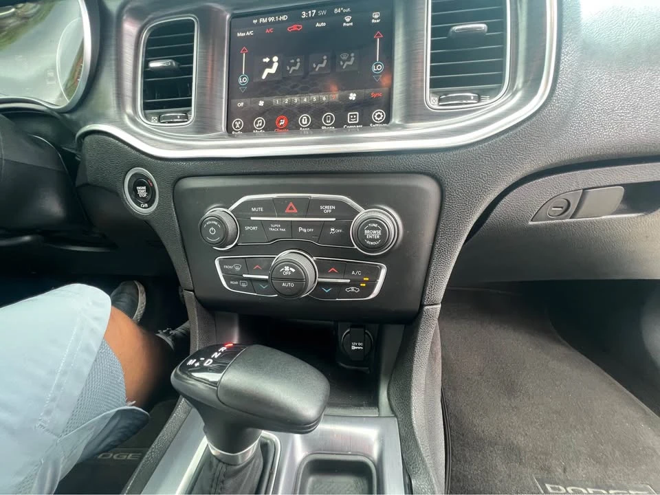 2017 Dodge Charger SRT & 392 7th Gen - Image 7 of 15