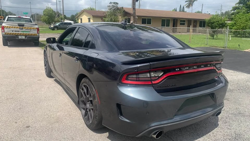 2017 Dodge Charger SRT & 392 7th Gen - Image 8 of 11