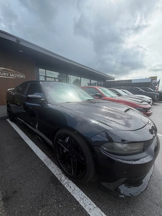 2017 Dodge Charger SRT & 392 7th Gen - Image 2 of 9