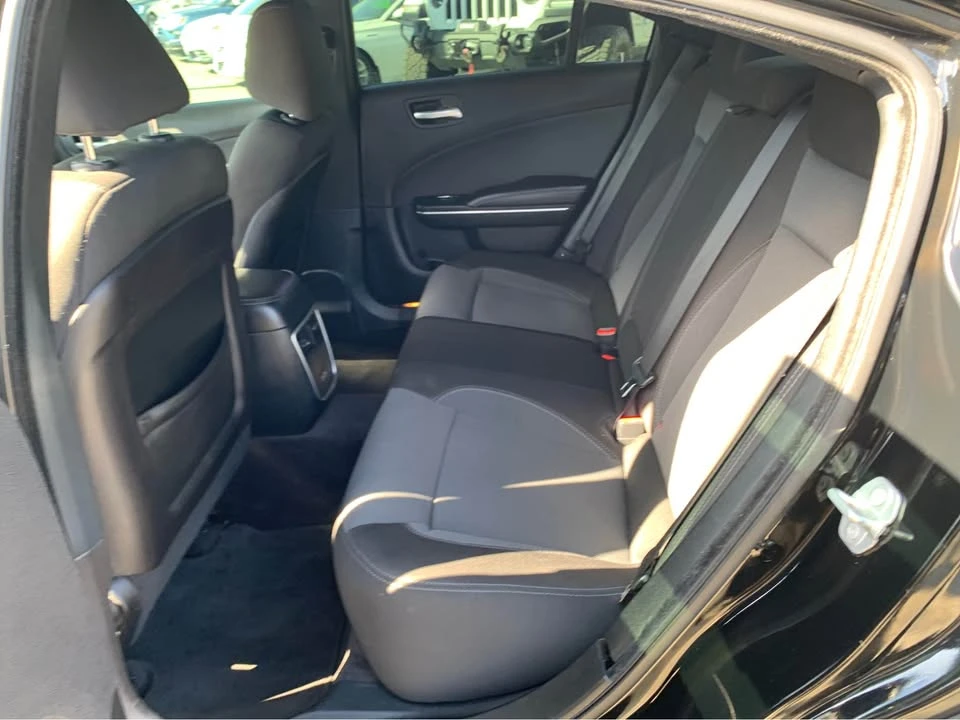 2017 Dodge Charger 7th Gen - Image 8 of 11
