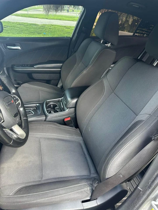 2017 Dodge Charger 7th Gen - Image 4 of 4