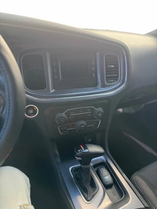 2017 Dodge Charger 7th Gen - Image 9 of 12