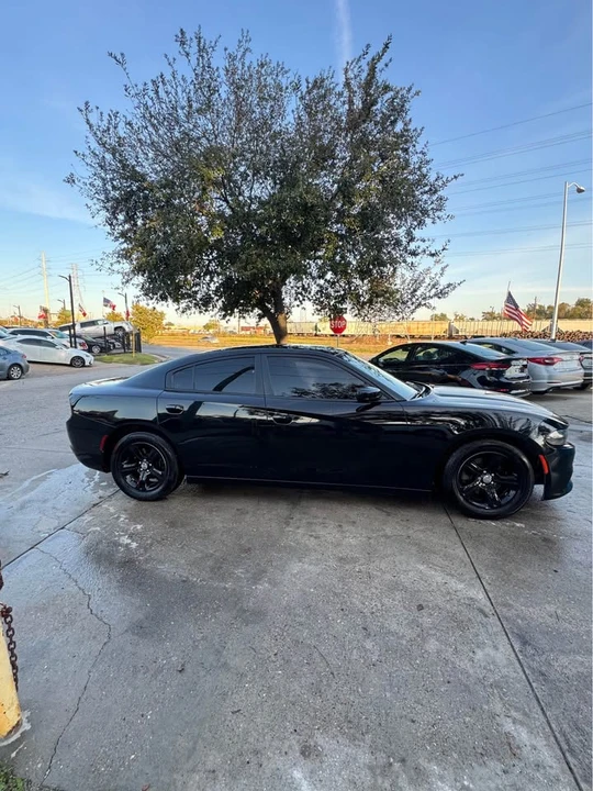 2017 Dodge Charger 7th Gen - Image 4 of 16