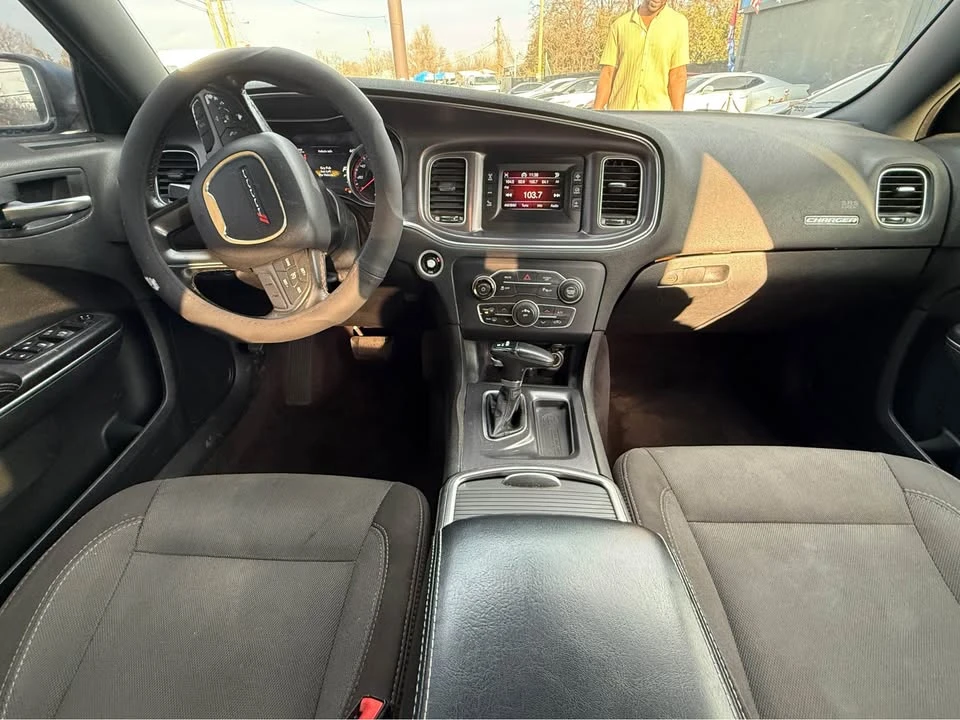 2017 Dodge Charger 7th Gen - Image 9 of 11