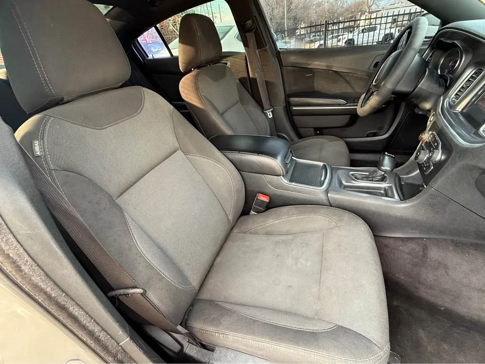 2017 Dodge Charger 7th Gen - Image 10 of 11
