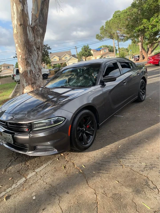 2017 Dodge Charger 7th Gen - Image 2 of 3