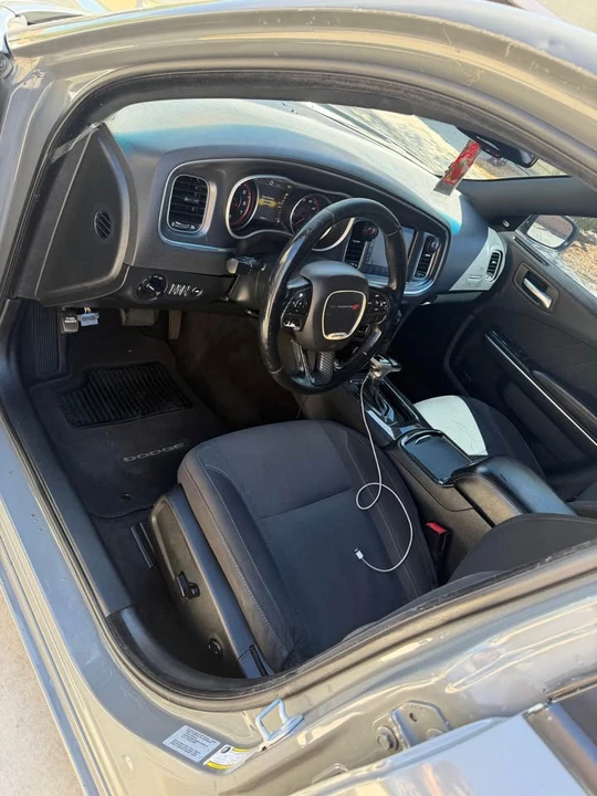 2017 Dodge Charger 7th Gen - Image 5 of 9