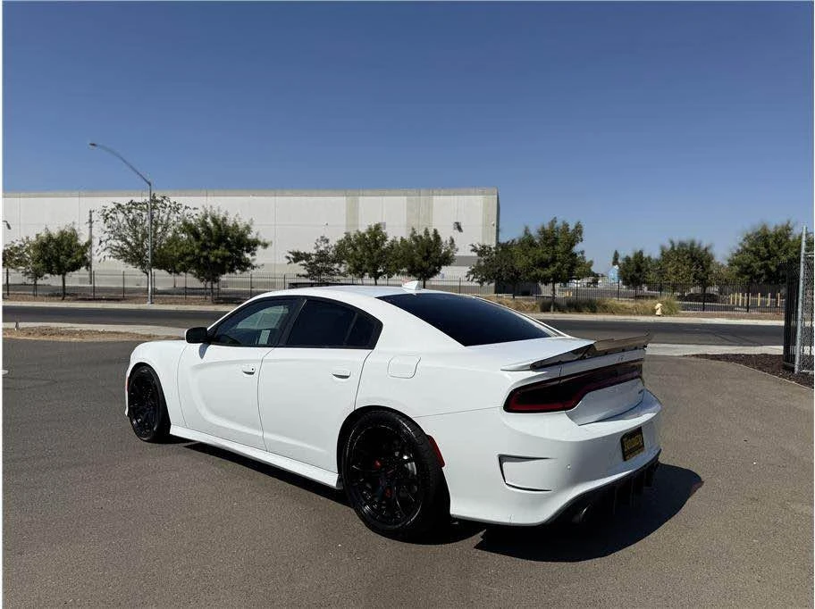 2017 Dodge Charger SRT & 392 7th Gen - Image 2 of 13