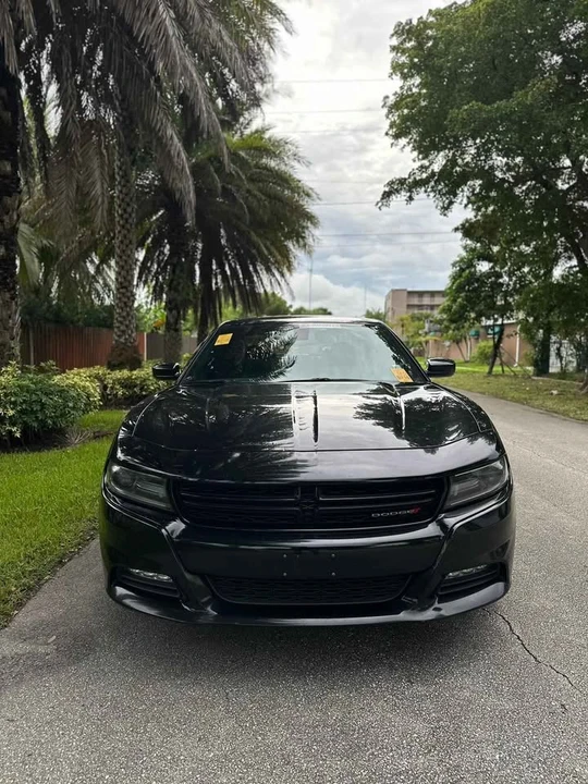 2017 Dodge Charger 7th Gen - Image 4 of 10
