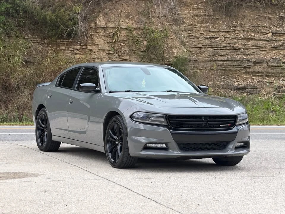 2017 Dodge Charger 7th Gen - Image 3 of 15