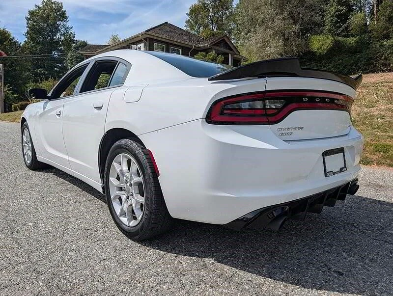 2017 Dodge Charger 7th Gen - Image 3 of 17
