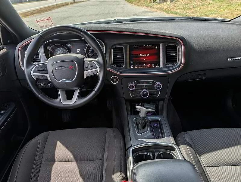 2017 Dodge Charger 7th Gen - Image 13 of 17