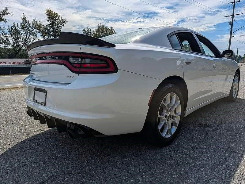 2017 Dodge Charger 7th Gen - Image 4 of 17