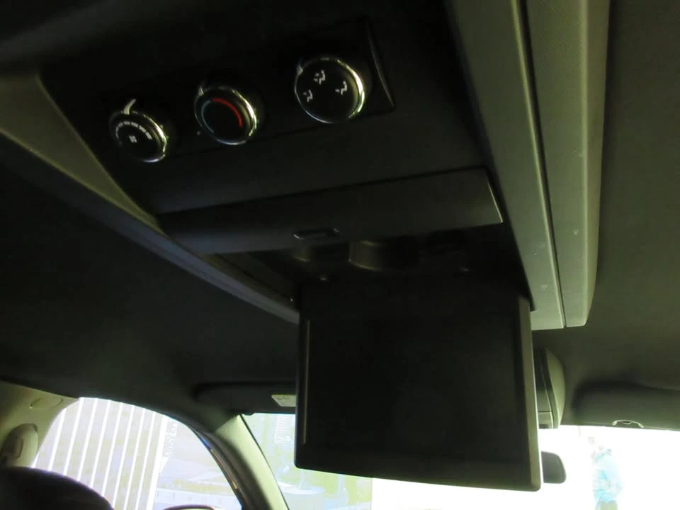 2017 Dodge Caravan - Image 11 of 20