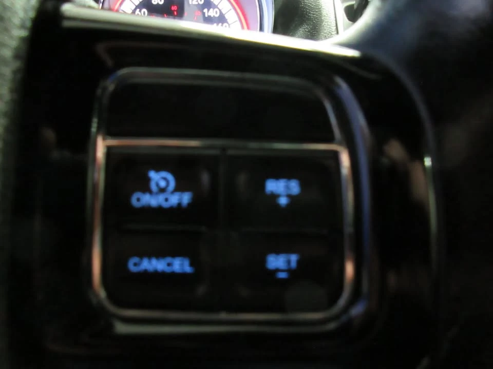 2017 Dodge Caravan - Image 16 of 20