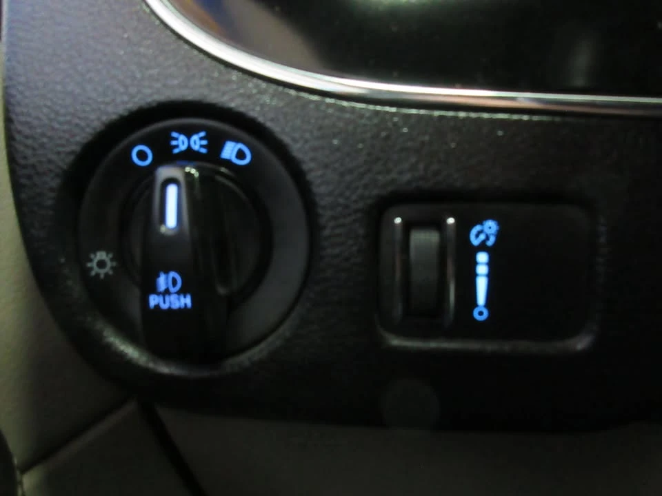 2017 Dodge Caravan - Image 18 of 20