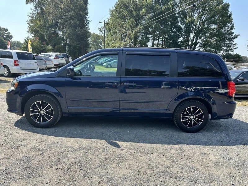 2017 Dodge Caravan - Image 13 of 21